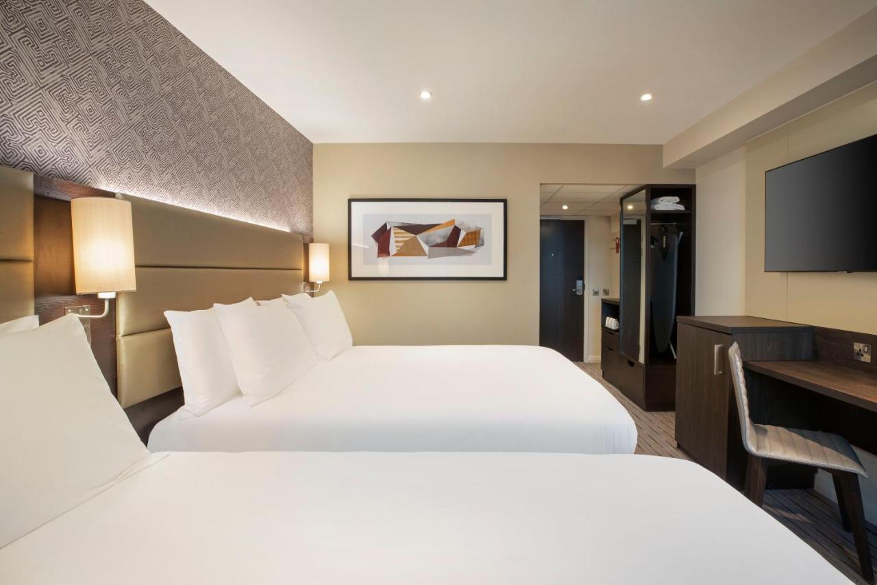 Leonardo Hotel Chester Esterno foto