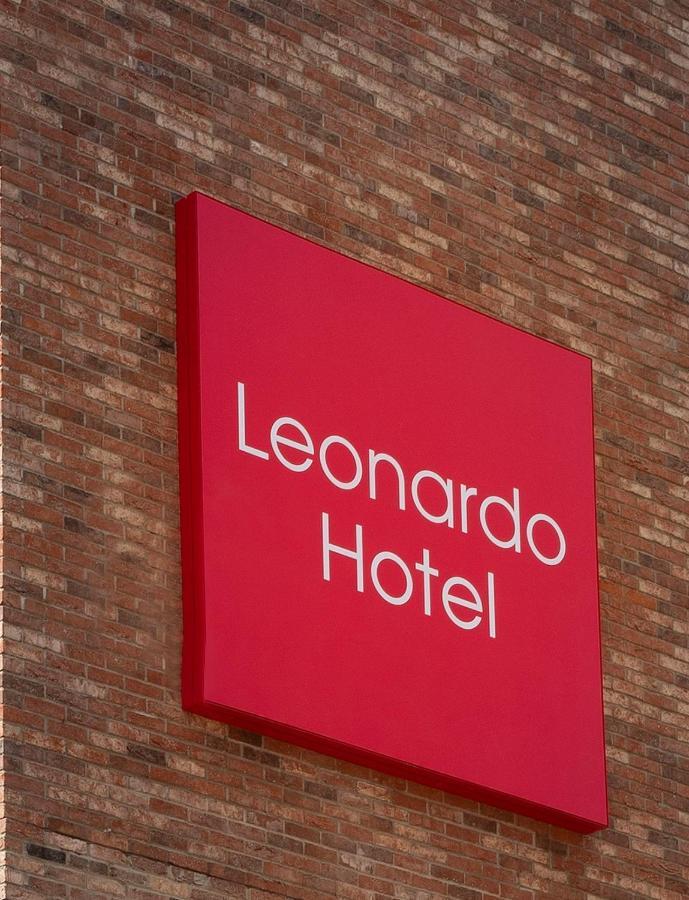 Leonardo Hotel Chester Esterno foto